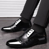 2019 Black Fashion Men's Dress Shoes Classic Business Shoes Wedding Dress Pointed Leather Shoes Elegant Office Oxford Shoes